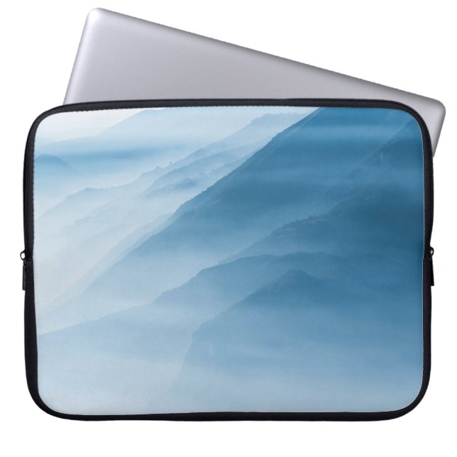 BERGE LAPTOPSCHUTZHÜLLE (Vorderseite)
