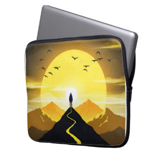 Berggipfel-Silhouette mit einem gewundenen Sockel Laptopschutzhülle
