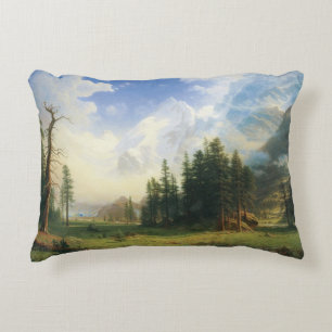Berglandschaft von Albert Bierstadt Zierkissen