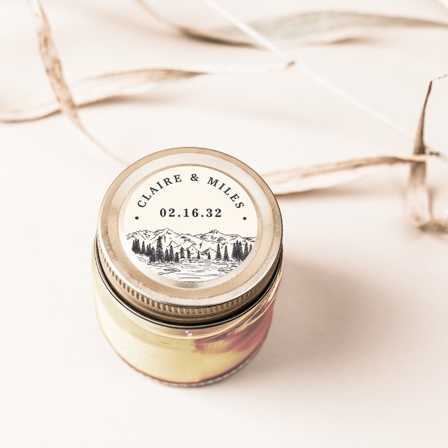 Bergskizze | Personalisierte Hochzeit Runder Aufkleber (Von Creator hochgeladen)