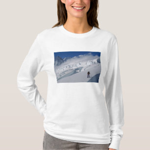 Bergsteiger auf dem Tasman-Gletscher in Mount T-Shirt