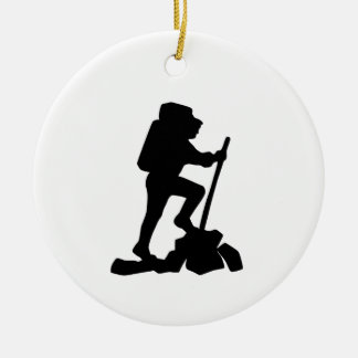 Bergwanderer Schwarze Silhouette Keramik Ornament