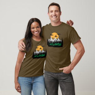 Bergwandern und Camping T-Shirt