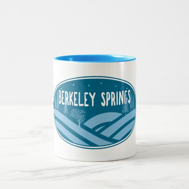 Berkeley Springs West Virginia Outdoor Zweifarbige Tasse (Mittel)