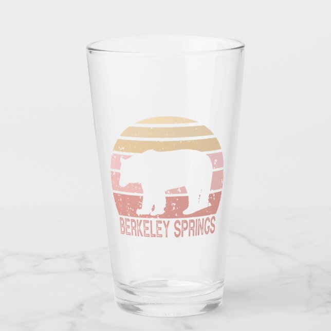 Berkeley Springs West Virginia Retro Bear Glas (Vorderseite)