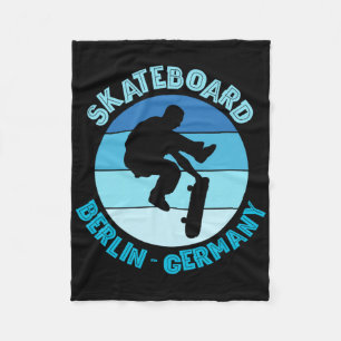 Berlin Deutschland Skateboarder Urne Skateboarding Fleecedecke