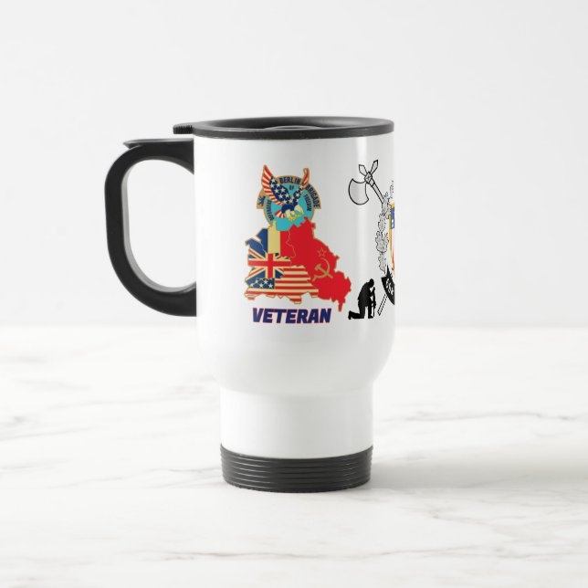 Berliner Tasse der Brigadewache Veteranen (Links)