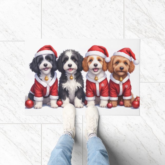 Bernedoodle-Weihnachtskleid mit Santa-Hut Fußmatte (Indoor)