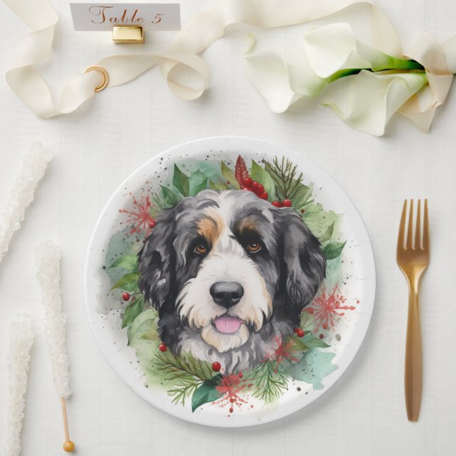 Bernedoodle Weihnachtsmann Festliche Jungfrau Pappteller (Hochzeit)