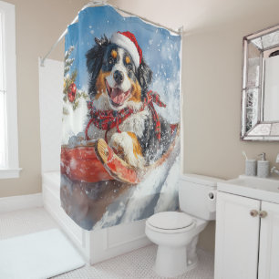 Berner Sennenhund im Schlitten Weihnachten Duschvorhang