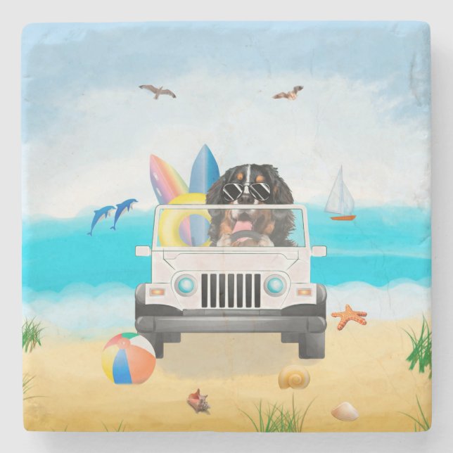 bernese Hunde fahren am Strand Steinuntersetzer (Vorderseite)