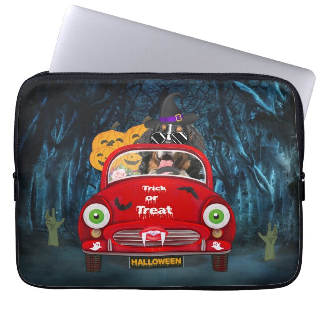 Bernese Mountain Dog Driving Car Beängstigend Hall Laptopschutzhülle (Vorderseite)