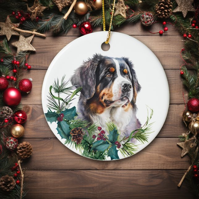 Bernese Mountain Dog Portrait Holly Wreath Keramik Ornament (Von Creator hochgeladen)