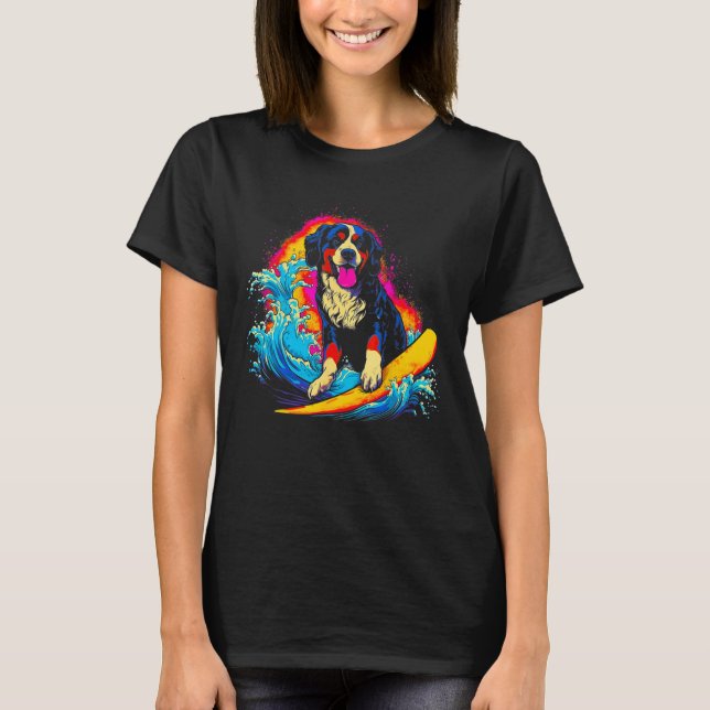 Bernese Mountain Dog Surfer T-Shirt (Vorderseite)