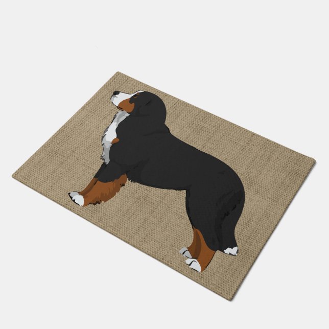 Bernese Mountain Dog Tan Burlap Fußmatte (Schrägansicht)