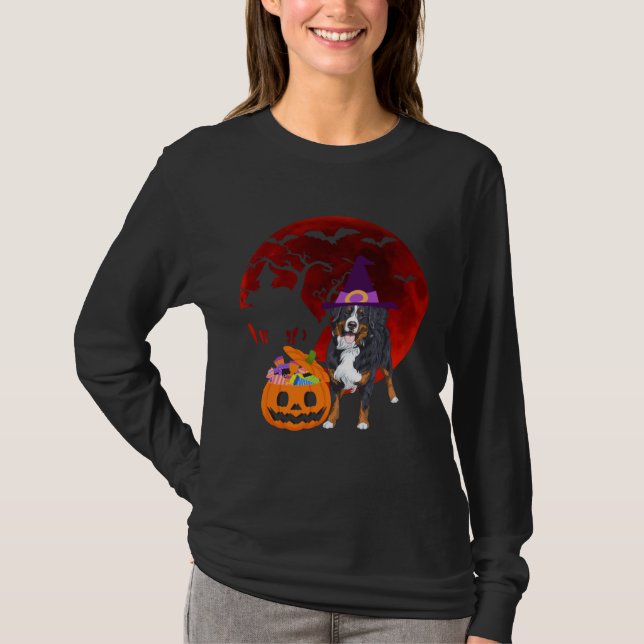 Bernese Mountain Dog with witch hat Candy Pumpkin  T-Shirt (Vorderseite)