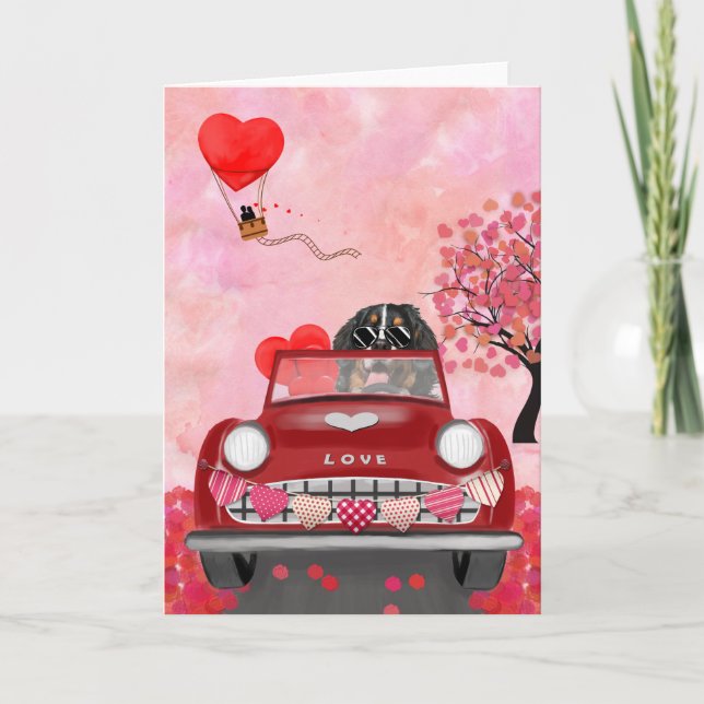 Bernese Mountain Driving Car with Hearts Valentine Karte (Vorderseite)