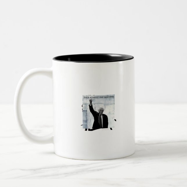 Bernie Sanders - Rage Against the Machine Zweifarbige Tasse (Links)