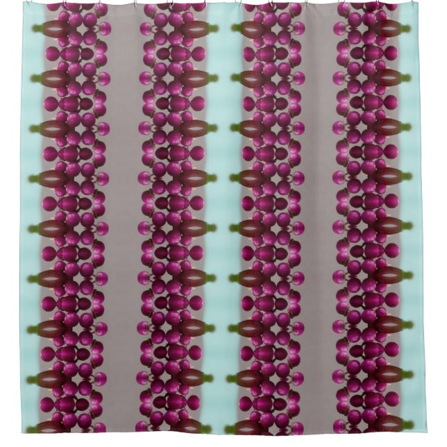 Berries Ikat 2 Duschvorhang (Vorderseite)
