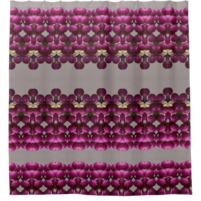 Berries Ikat 9 Duschvorhang (Vorderseite)