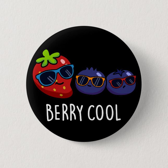 Berry Cool Funny Strawberry Blueberry Pun Dark BG Button (Vorderseite)