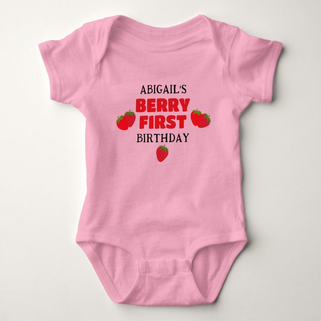 BERRY ERSTER BIRTHDAY BABY STRAMPLER (Vorderseite)