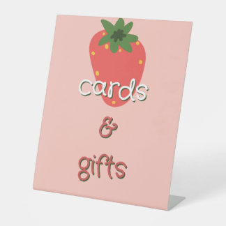 Berry First Birthday Cards & Gifts Sockelschild