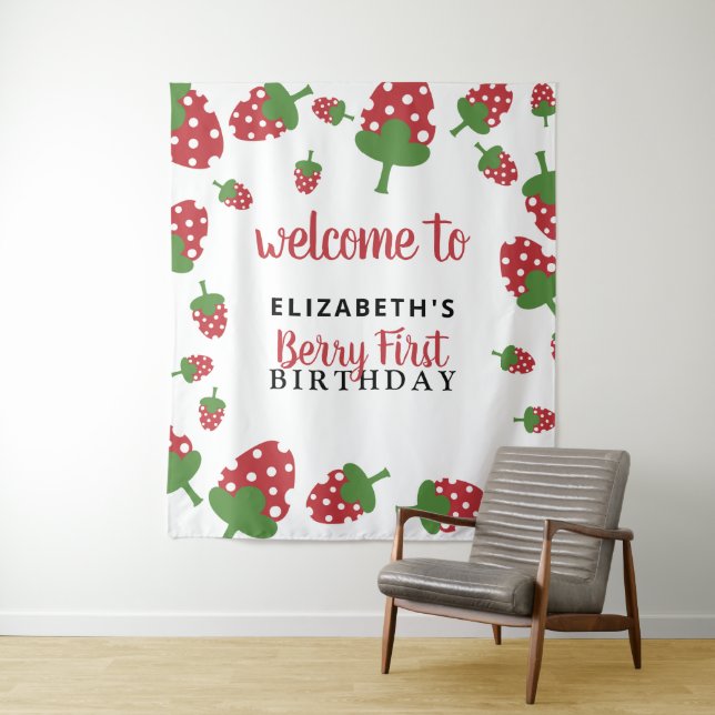 Berry First Birthday Niedlich Strawberry Hintergru Wandteppich (Beispiel)