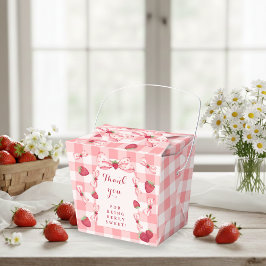 Berry First Birthday Red Gingham Bows Square Geschenkschachtel