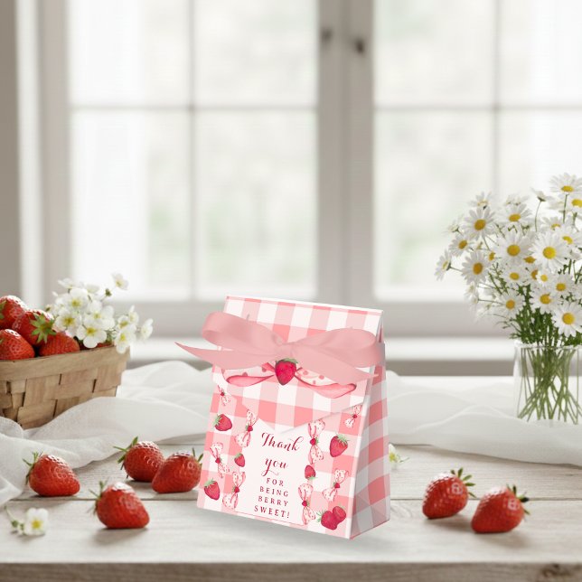 Berry First Birthday Red Gingham Bows Square Geschenkschachtel (Berry First Birthday Red Gingham Bows Square Favor Boxes -Tent 3x1.5x3.25)
