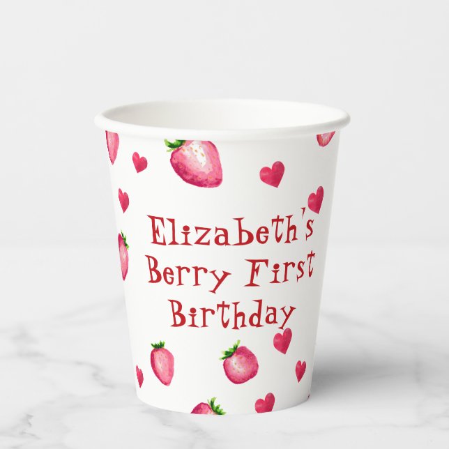 Berry First Birthday Strawberry Hearts Pappbecher (Vorderseite)
