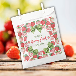 Berry First Birthday Strawberry Party Favor Bags Geschenktütchen