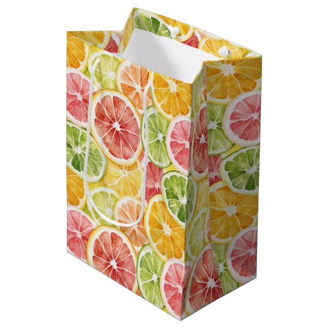 Berry Green Orange Pink Fruity Bridal Shower Mittlere Geschenktüte (Vorderseite Schrägansicht)
