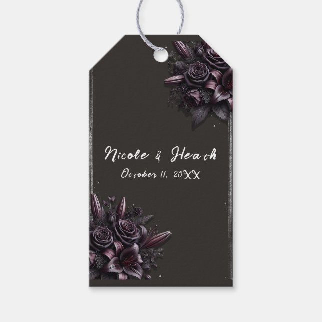 Berry Lila & Black Lily Rose Floral Wedding Geschenkanhänger (Vorderseite)