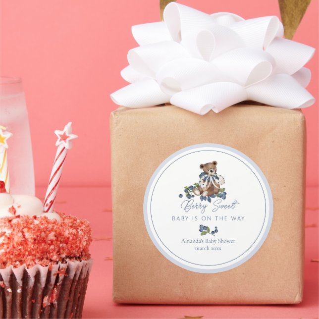 Berry Sweet Blueberry Bear Baby Boy Dusche Runder Aufkleber (Party)