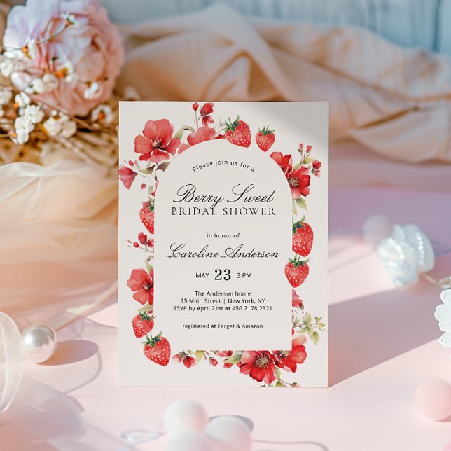 Berry Sweet Brautparty Strawberry Floral Einladung (Von Creator hochgeladen)