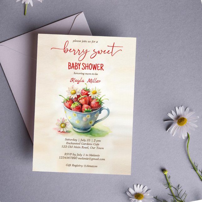 Berry Sweet Erdbeere Babydusche Einladung (Berry sweet strawberry baby shower invitation template cute cup with daisies and strawberries)