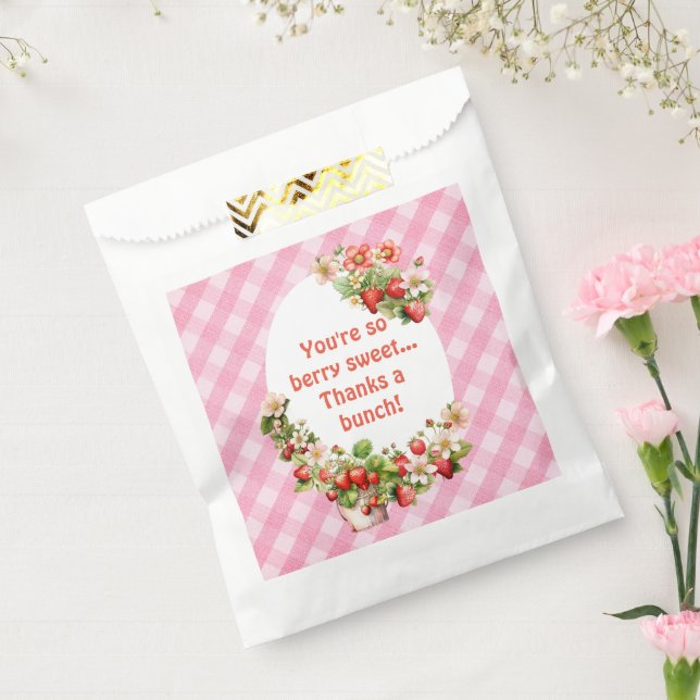Berry Sweet Pink Gingham Baby Shower Geschenktütchen (Versiegelt)