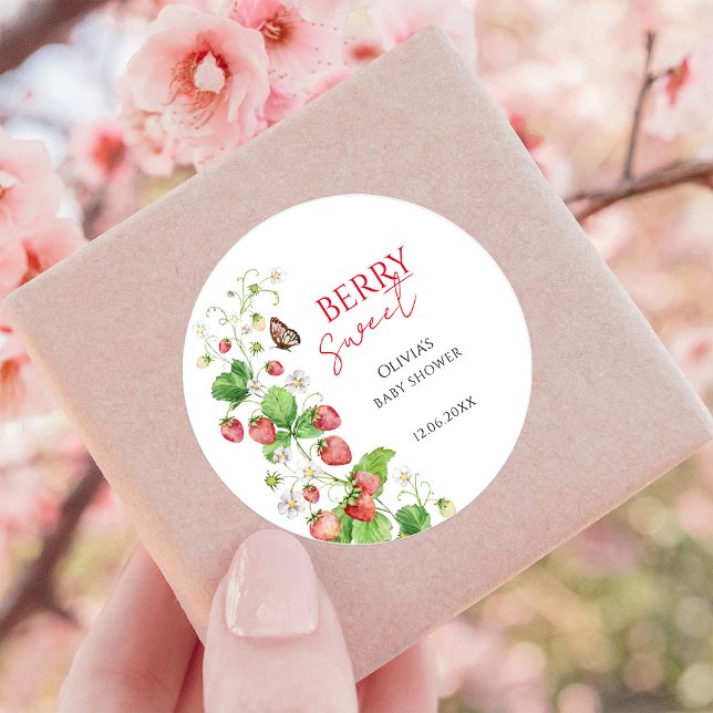 Berry Sweet Strawberry Baby Shower Runder Aufkleber (Von Creator hochgeladen)