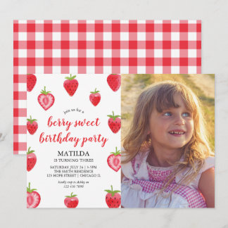 Berry Sweet Strawberry Girl Birthday Einladung