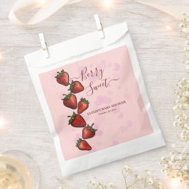 Berry Sweet Strawberry Hearts Baby Shower Geschenktütchen