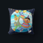 Bert und Ernie Birthday Balloons Kissen<br><div class="desc">Karo diese Illustration von Bert und Ernie mit bunten Birthday Balloons!</div>