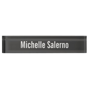 Beruflich Modern Gray Creative Legible Schlicht Namensplakette