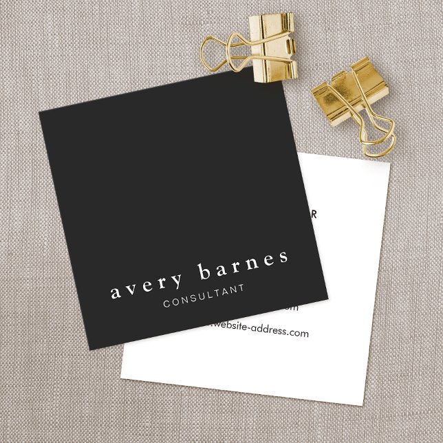 Beruflich Moderner Minimalistischer Schwarzer Plat Quadratische Visitenkarte (Von Creator hochgeladen)