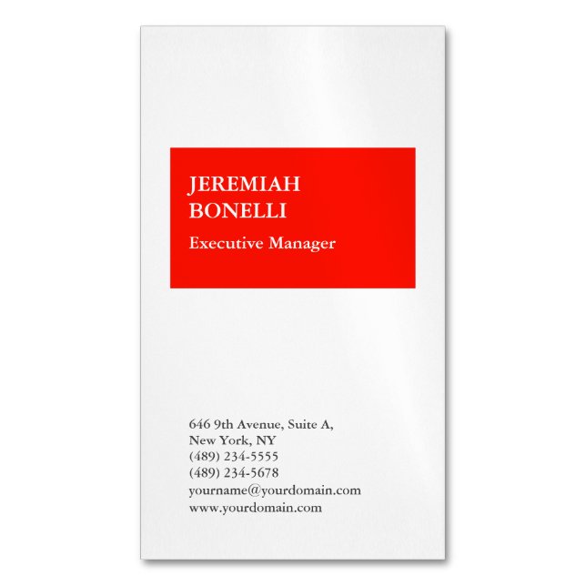 Beruflich-rot-weiß-minimalistisch-modern Magnetische Visitenkarte (Vorderseite Vertikal)