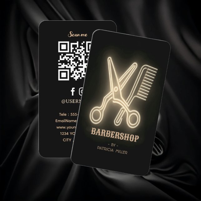 Berufliche Black & Gold Barbershop Business Card Visitenkarte (Enhance your professional image with our exclusive Business Card featuring gold barber's scissors.)