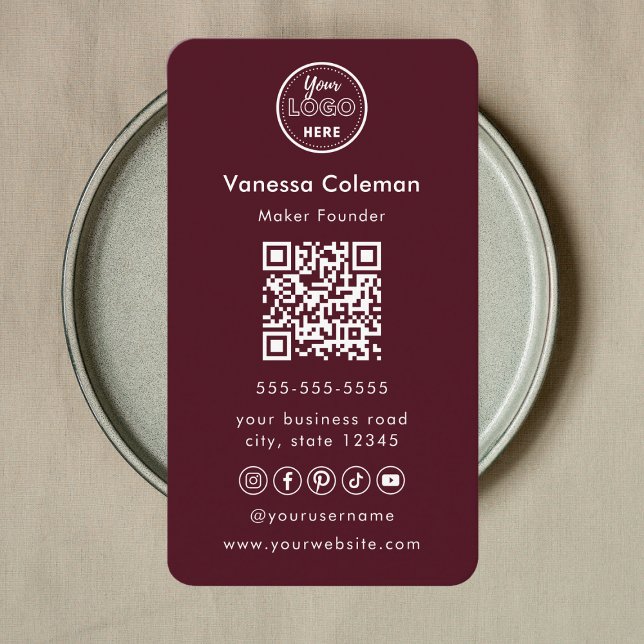 Berufliche Minimallist Burgundy Business Card Visitenkarte (Von Creator hochgeladen)