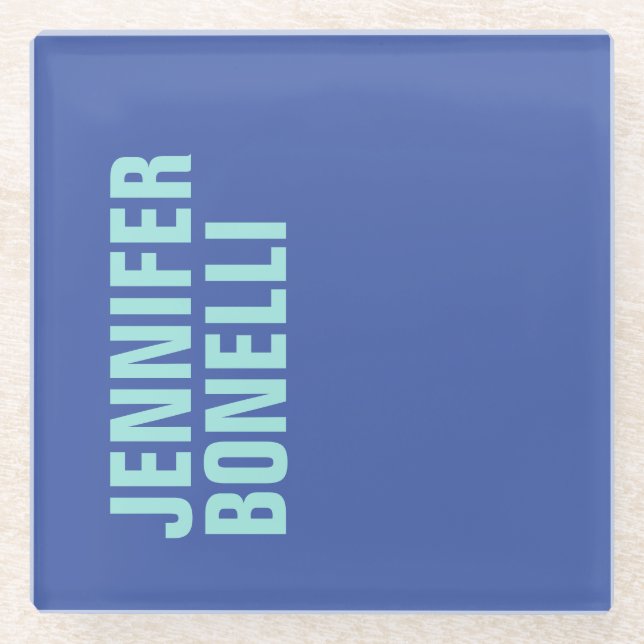 Beruflicher minimalistischer, fett blauer Name Glasuntersetzer (Vorderseite)