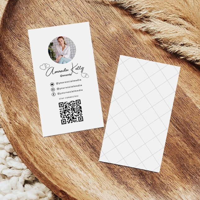 Beruflicher Minimalistischer Kosmetischer QR-Code Visitenkarte (Von Creator hochgeladen)