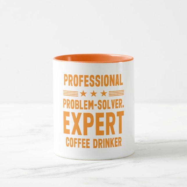 Beruflicher Problemlöser. Kaffeetrinker Tasse (Zentrum)